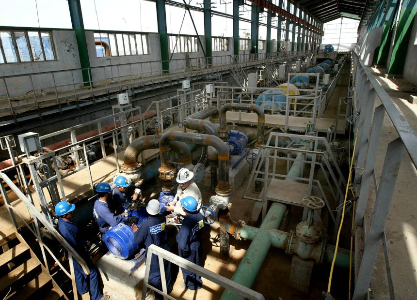 The Qarmat Ali water treatment facility near Basrah, Iraq, where sodium dichromate dust was present